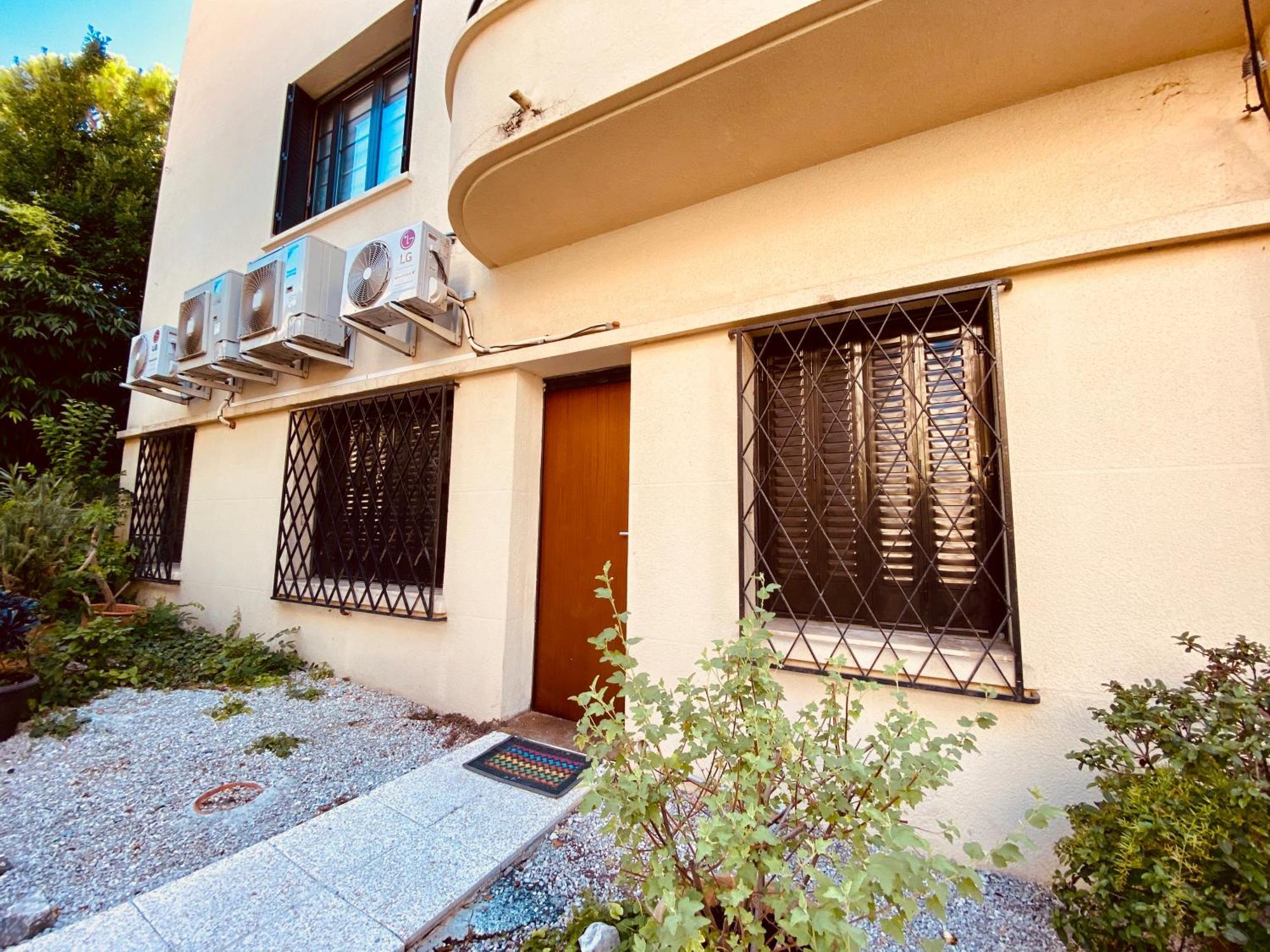 Cauvi - Centre, Wifi, Climatisation, 4 Personnes * Antibes